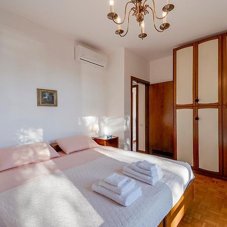 דירות סנרמו Portosole Attic - With Terrace And Private Parking מראה חיצוני תמונה