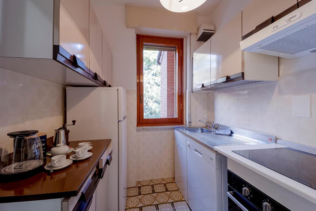 דירות סנרמו Portosole Attic - With Terrace And Private Parking מראה חיצוני תמונה