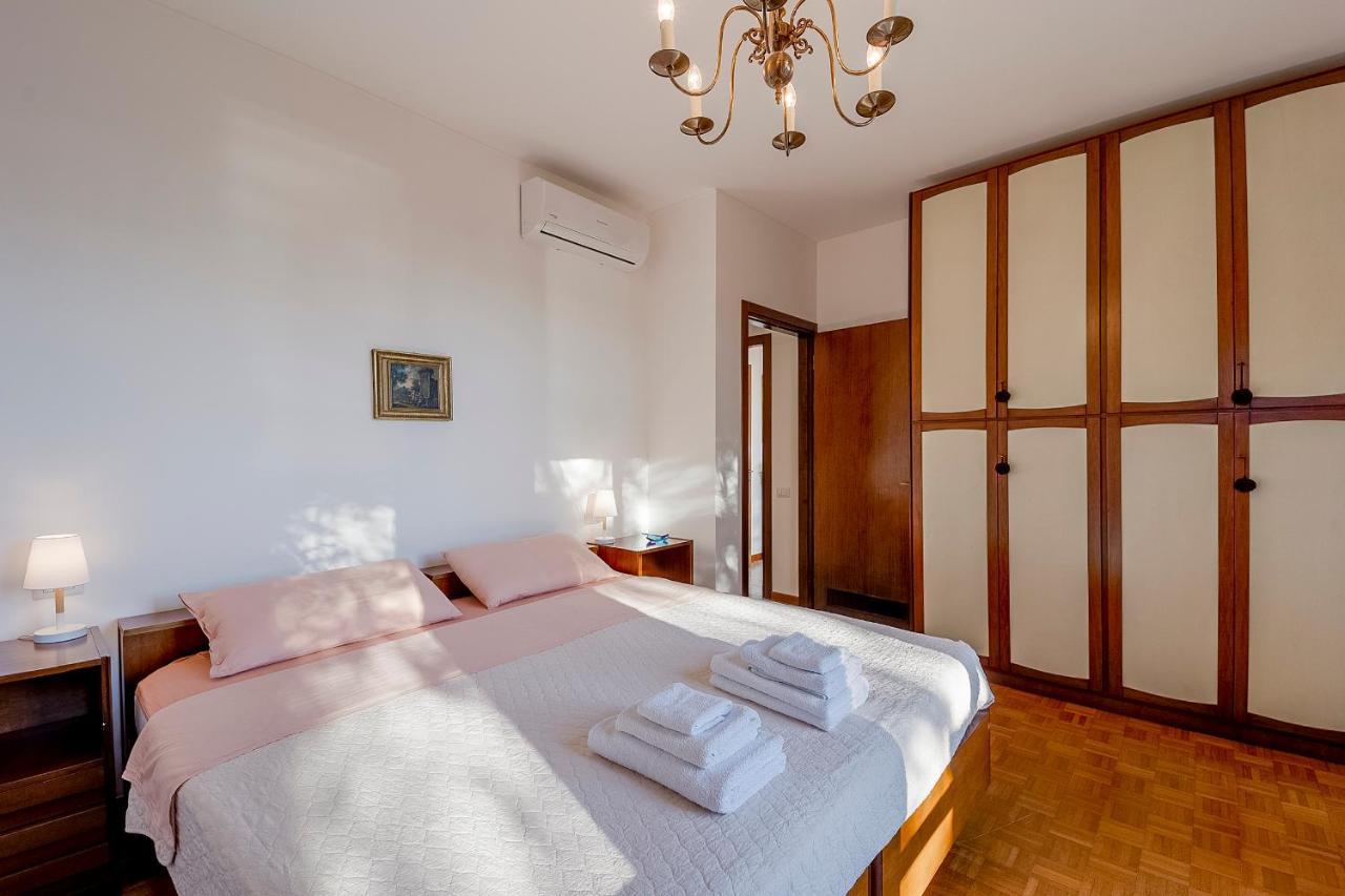 דירות סנרמו Portosole Attic - With Terrace And Private Parking מראה חיצוני תמונה
