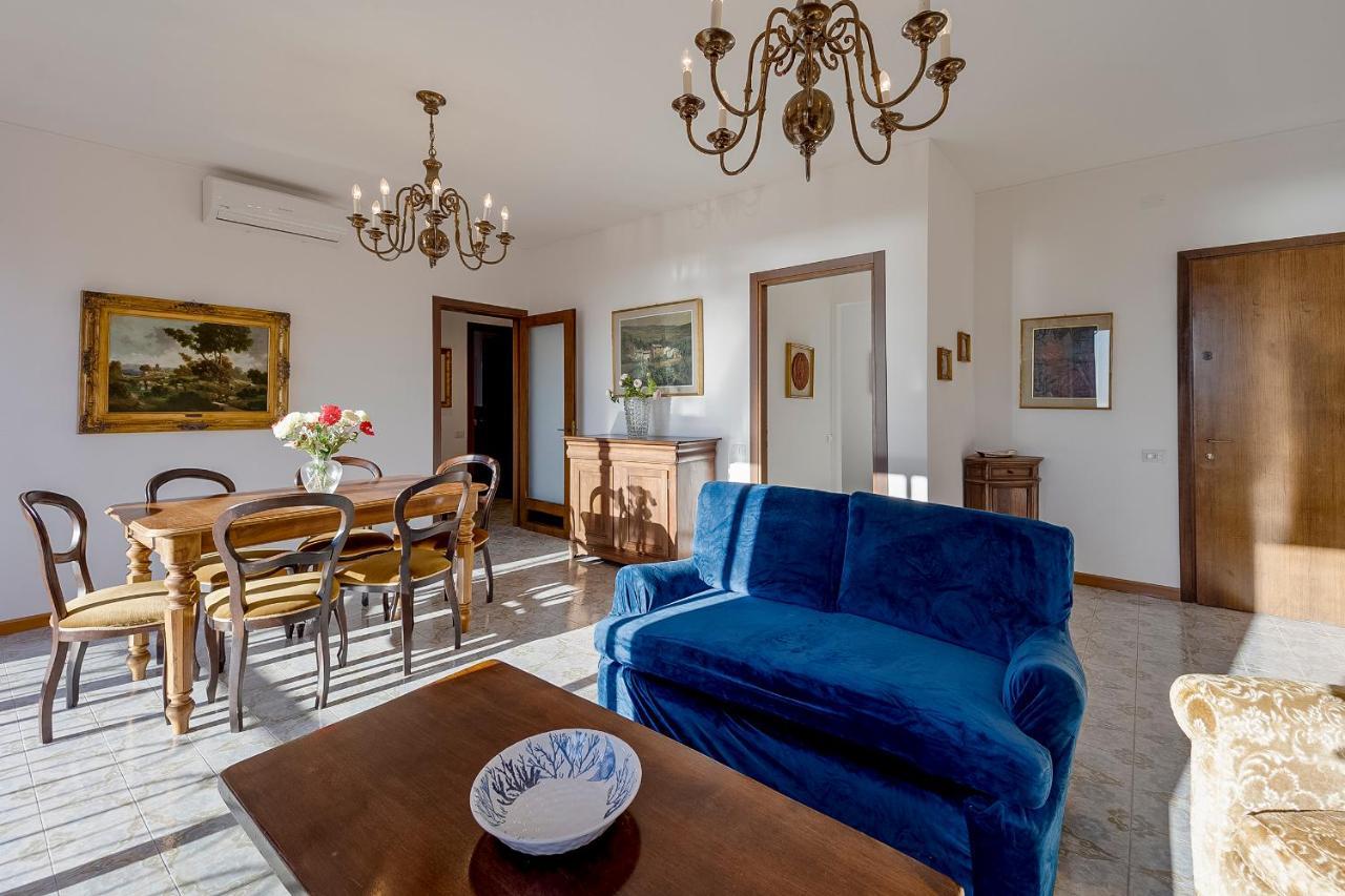 דירות סנרמו Portosole Attic - With Terrace And Private Parking מראה חיצוני תמונה