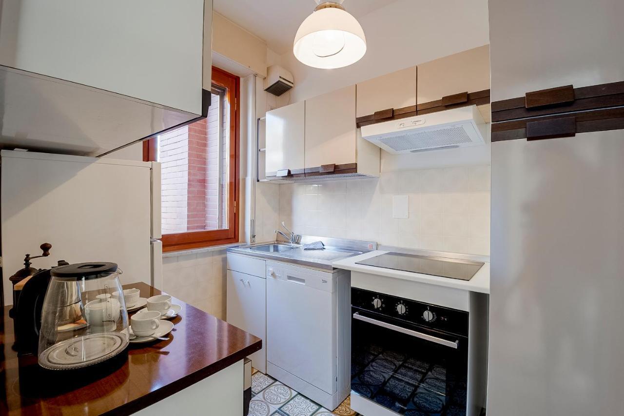 דירות סנרמו Portosole Attic - With Terrace And Private Parking מראה חיצוני תמונה