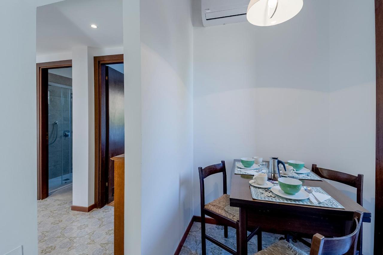 דירות סנרמו Portosole Attic - With Terrace And Private Parking מראה חיצוני תמונה