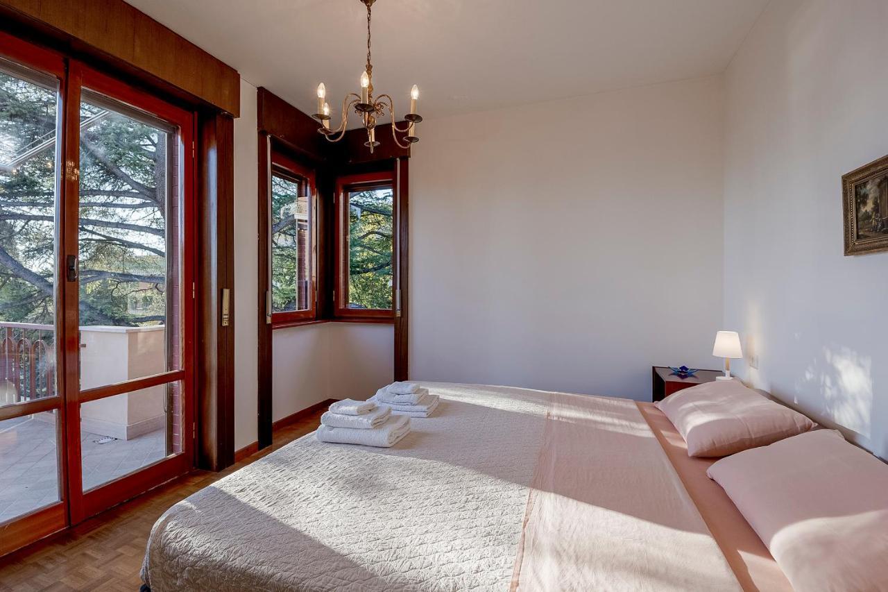 דירות סנרמו Portosole Attic - With Terrace And Private Parking מראה חיצוני תמונה